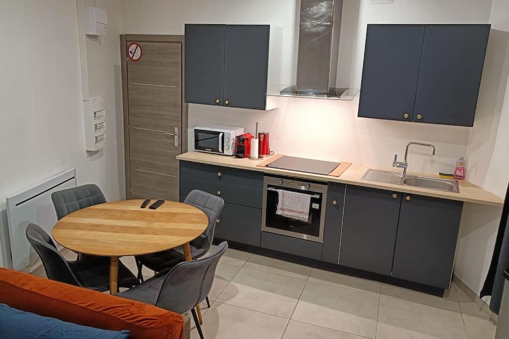Appartement Confort Equipe Au Coeur De Béziers Exterior foto