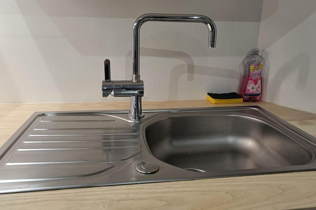 Appartement Confort Equipe Au Coeur De Béziers Exterior foto