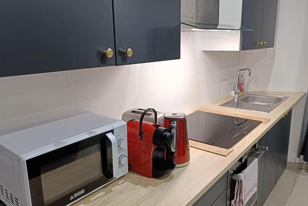 Appartement Confort Equipe Au Coeur De Béziers Exterior foto
